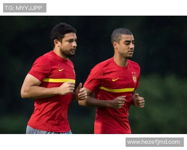 中国第一代足球球星卡的历史意义与收藏价值探析