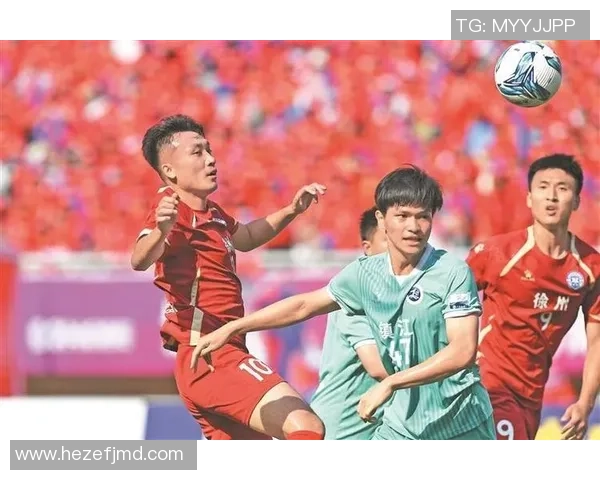 足球场上的风云人物 22号球员精彩瞬间展现出惊人技艺与独特魅力